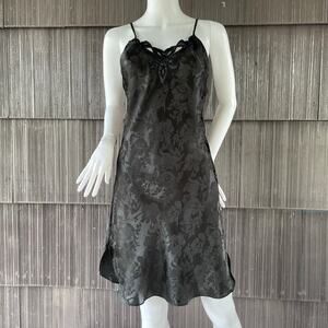 🔥Vintage Erica Taylor Floral Slip Whimsy Vampy Romantic Mini Nightgown Size M